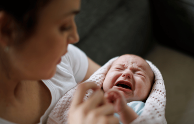 Bebek Neden Ağlıyor? Sebepler ve Sakinleştirme Rehberi